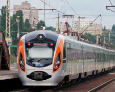 Українцям пообіцяли потяги до Європи