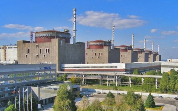 Самоликвидировался: на Запорожской АЭС остановился энергоблок
