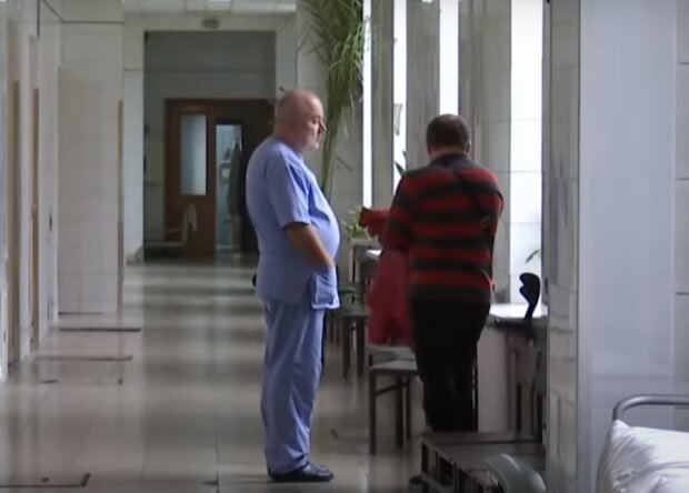 В Тернополе родственникам зараженных коронавирусом не дают больничный, гремит скандал: "А если я больной?"