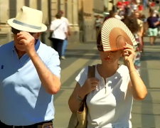 Выйти на улицу и выжить: Супрун раскрыла секрет борьбы с адской жарой