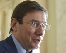 Луценко запропонував "роздерибанити общак Януковича"