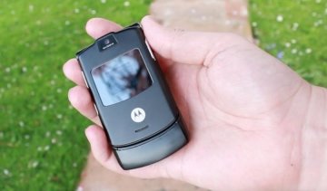 Motorola відродить легендарний телефон