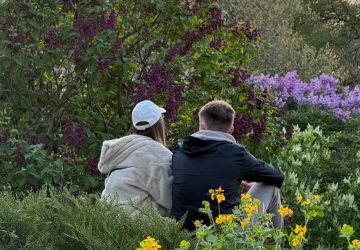 Українці, фото з ТГ-каналу "Де відпочити Київ?🌸"