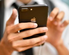 Владельцев iPhone атаковали коварные хакеры: что нужно знать