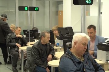 Оформление документов, скриншот: YouTube