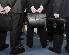 Пенсії чиновників суттєво обмежили