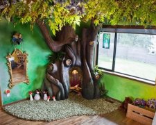 Мужчина смастерил сказочное дерево в детской (фото, мастер-класс)