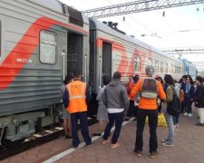 Нехай щастить! Потяги з росіянами покотили в обхід України