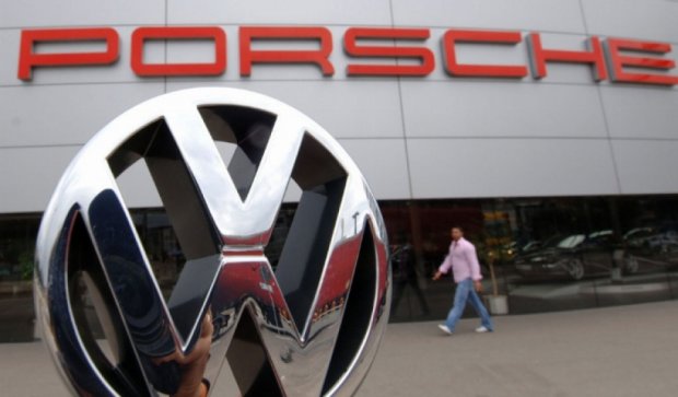 Porsche залишився без половини прибутку через скандал з Volkswagen