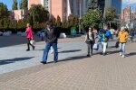 Люди на улице, фото: Знай.ua