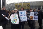 "Майбутнє Києва" під загрозою зриву: розлючений натовп вимагає Кличка "на ринг", тривожні кадри