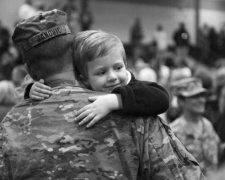 В углу за школой: как поступают с детьми героев директора школ