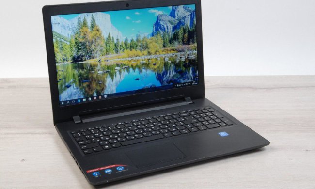 Розсипається на очах: ноутбук Lenovo виявився мотлохом
