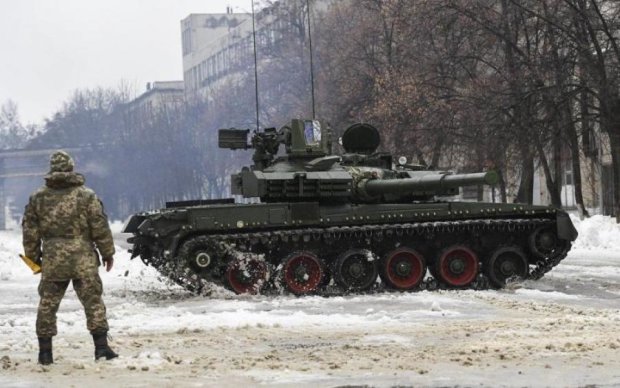 Украинец пересылал в Индию… танк