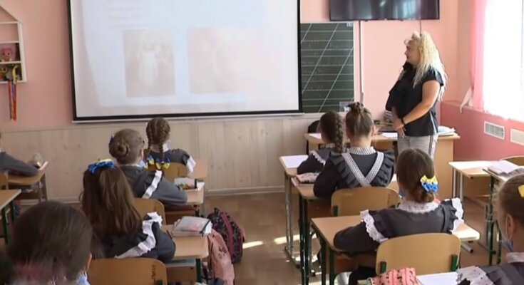 Урок в школі, фото: скріншот з відео