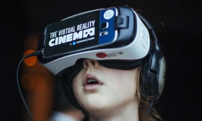 Смотрим с нами первые короткометражки Google для виртуального кинотеатра (видео)