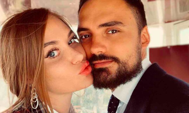 Камінська після розлучення засвітилася з новим красунчиком, теж лікар: "Мені пощастило"