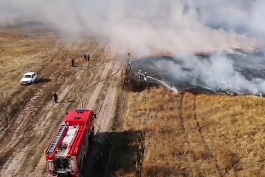 На Харьковщине горит военный полигон