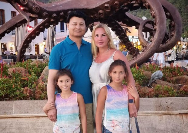 Камалия с семьей, фото с Instagram