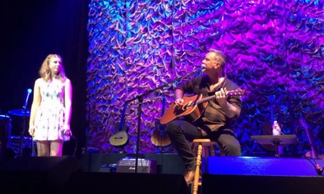 Фронтмен Mеtallica  заспівав разом із дочкою