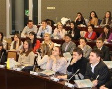 Україна готується стати учасницею міжнародної програми оцінки студентів