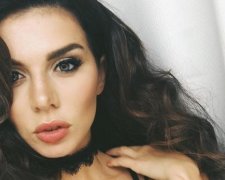 Анна Сєдокова продовжує спокушати в Instagram
