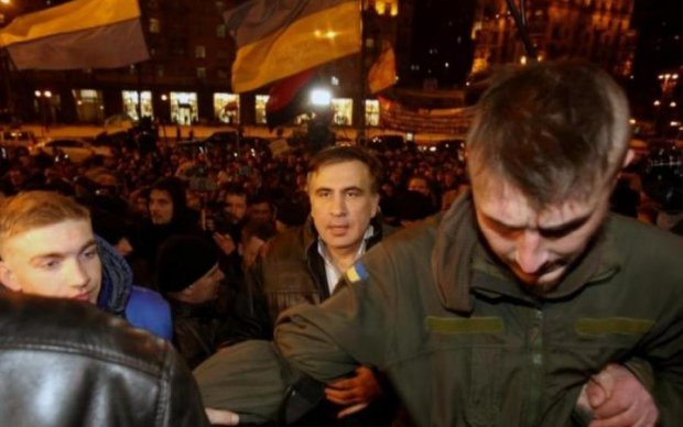 За Саакашвили: журналист раскрыл планы соратников политика
