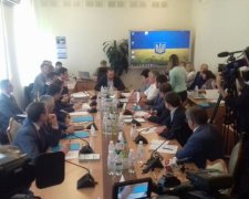 Первый пошел: комитет Рады одобрил арест нардепа