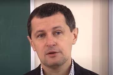 Роман Семенуха, скриншот из видео