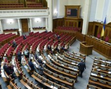 Найнепотрібніших депутатів Ради назвали поіменно