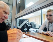 Замість індексації: у Гройсмана зібралися "актуалізувати" пенсії