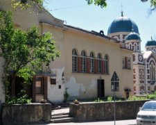 "Культурне" антиукраїнське кубло прикрили у Львові