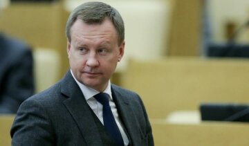  Хто допоміг помічнику Путіна уникнути покарання за анексію Криму