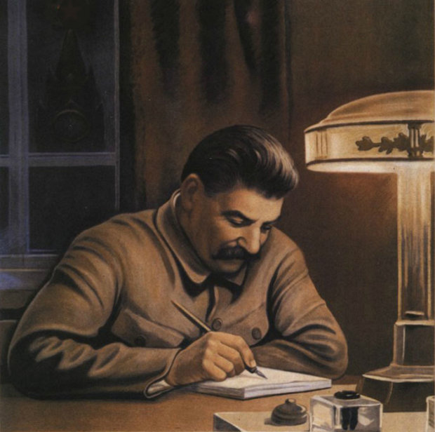 Красный карандаш Сталина: как кровавый диктатор репрессировал собственных родственников