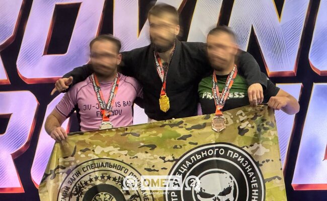 Спорт на передовій незламності: як спецпризначенці "Омеги" виборюють перемоги на футбольних полянах та борцівських татамі