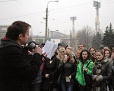 Тривога і втома: Жадан заговорив про "нескінченну війну" в Україні
