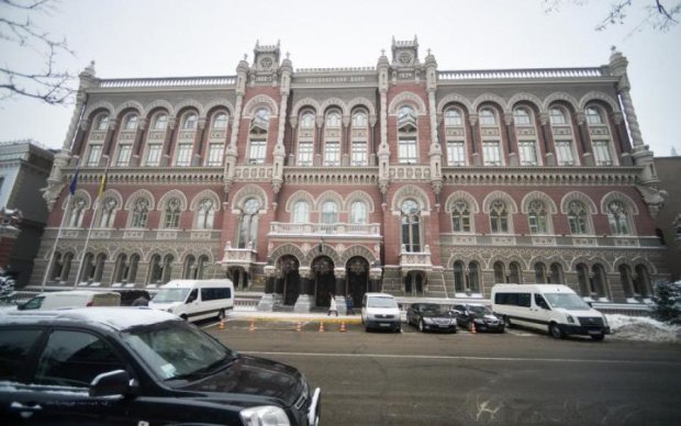 НБУ снова прижал санкциями четыре российских банка