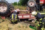 Під Дніпром перекинувся трактор з дітьми, жертв вирізали з купи заліза - вижили не всі