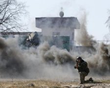 Путинские наемники накрыли огнем Авдеевку: первое видео боя