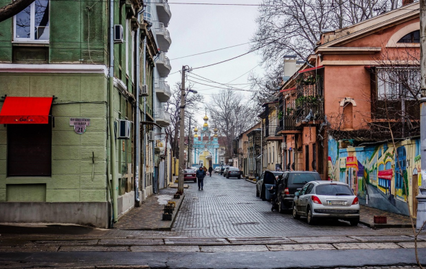Українців можуть штрафувати за одяг: що заборонено носити