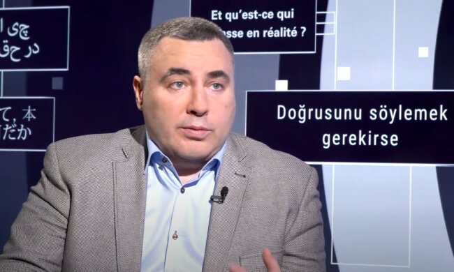 Роман Головін