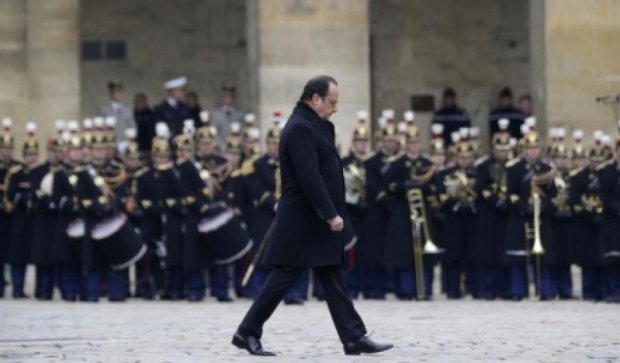 В Париже проходит церемония памяти жертв терактов (фото)