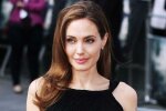 Невероятная Джоли устроила фурор на кинофестивале в Торонто