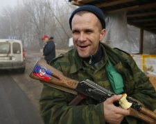 На Донбасі обвалився дах житлового будинку: перші фото з місця події