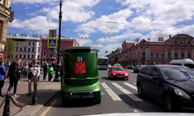 Російських маршрутників "прив'яжуть" повідком до їх автобусів