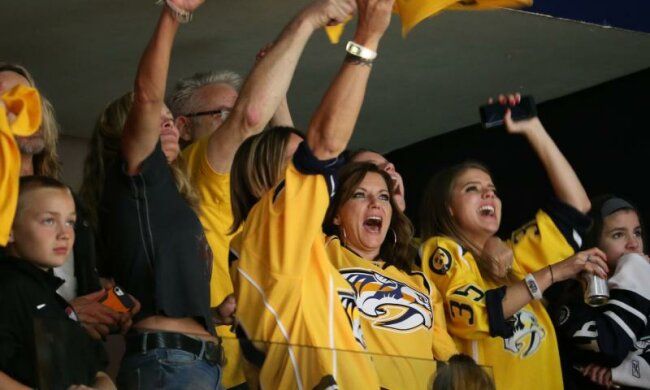 НХЛ: Нэшвилл уничтожил Питтсбург и сократил отрыв в серии