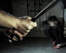 Харків'янин облаштував власну камеру тортур