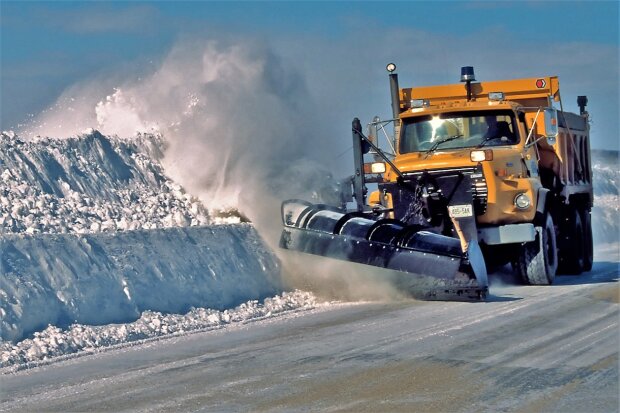 Снігоприбиральна машина. Фото: Вікіпедія