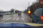 Зупинка перед переходом, скріншот: Facebook