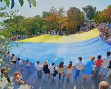 "Дипломат" бойовиків несподівано чкурнула до "хунти"